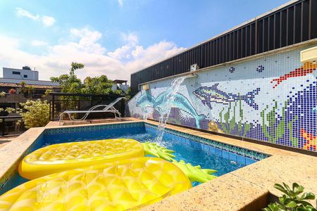 Apartamento à venda com 220m², 2 quartos e 2 vagasÁrea Externa - Piscina