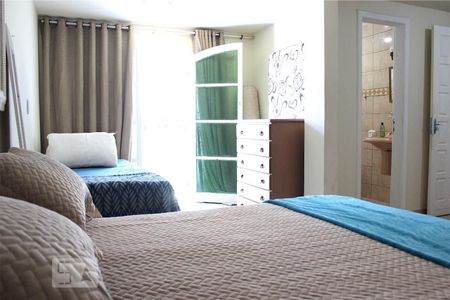 Casa de condomínio à venda com 300m², 5 quartos e 2 vagas Casa de condomínio à venda com 300m², 5 quartos e 2 vagasSuíte 2