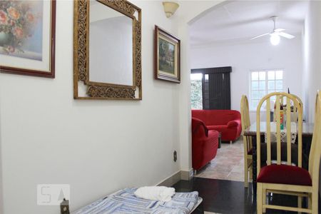 Casa de condomínio à venda com 300m², 5 quartos e 2 vagas Casa de condomínio à venda com 300m², 5 quartos e 2 vagasSala