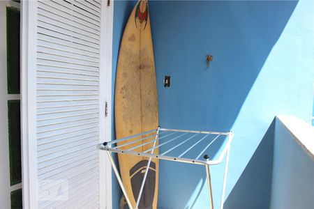 Casa de condomínio à venda com 300m², 5 quartos e 2 vagas Casa de condomínio à venda com 300m², 5 quartos e 2 vagasVaranda da Suíte 2