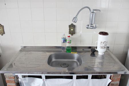 Casa de condomínio à venda com 300m², 5 quartos e 2 vagas Casa de condomínio à venda com 300m², 5 quartos e 2 vagasCozinha terceiro Piso