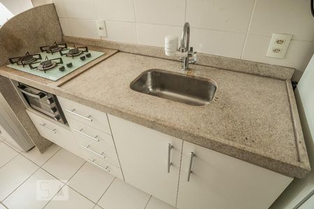 Apartamento à venda com 51m², 2 quartos e 1 vaga Apartamento à venda com 51m², 2 quartos e 1 vagaCozinha - Armários
