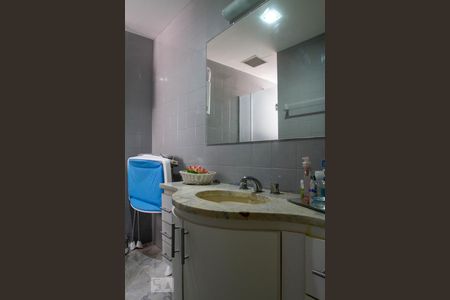 Apartamento à venda com 128m², 3 quartos e 1 vagaBanheiro Social