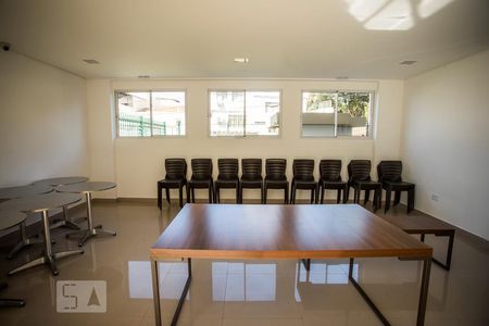 Apartamento à venda com 58m², 2 quartos e 1 vaga Apartamento à venda com 58m², 2 quartos e 1 vagaÁrea comum - Salão de festas