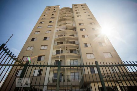 Apartamento à venda com 58m², 2 quartos e 1 vaga Apartamento à venda com 58m², 2 quartos e 1 vagaFachada