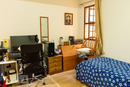 Casa à venda com 220m², 3 quartos e 2 vagas Casa à venda com 220m², 3 quartos e 2 vagasQuarto 2