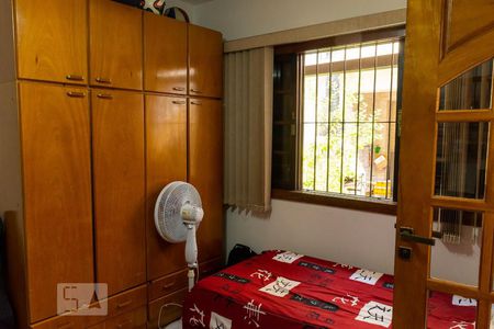 Casa à venda com 220m², 3 quartos e 2 vagas Casa à venda com 220m², 3 quartos e 2 vagasQuarto 1 - Armários