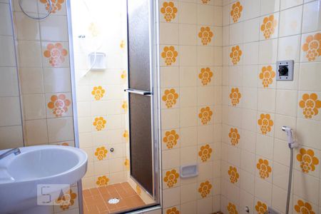 Banheiro de apartamento para alugar com 2 quartos, 58m² em Butantã, São Paulo