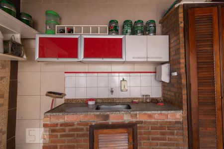 Casa à venda com 300m², 6 quartos e 3 vagasChurrasqueira