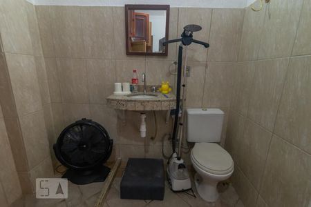 Casa à venda com 300m², 6 quartos e 3 vagasBanheiro da Suíte 6