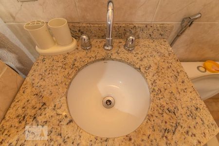 Casa à venda com 300m², 6 quartos e 3 vagasBanheiro da Suíte 4