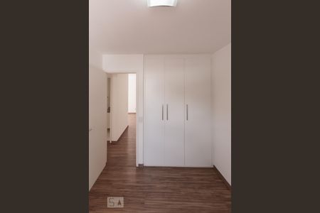 Quarto 1 de apartamento para alugar com 2 quartos, 56m² em Vila Buarque, São Paulo