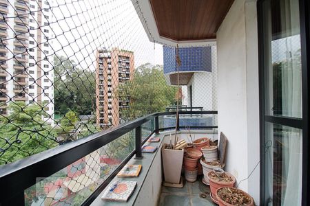 Varanda da Sala de apartamento para alugar com 3 quartos, 110m² em Vila Andrade, São Paulo