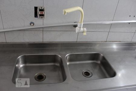 Casa à venda com 180m², 5 quartos e 2 vagasCozinha 