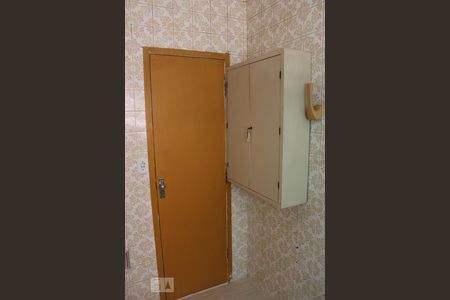 Casa à venda com 180m², 5 quartos e 2 vagasBanheiro