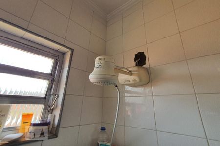 Casa à venda com 191m², 4 quartos e 3 vagas Casa à venda com 191m², 4 quartos e 3 vagasChuveiro