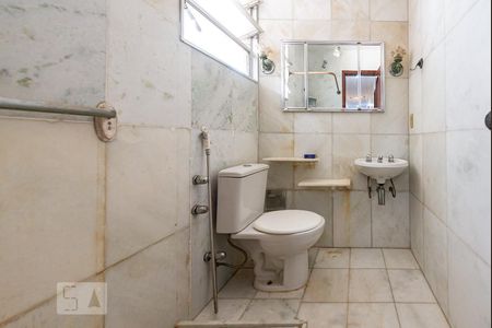 Apartamento à venda com 135m², 4 quartos e 1 vaga Apartamento à venda com 135m², 4 quartos e 1 vagaBanheiro Social