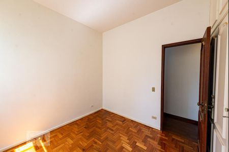 Apartamento à venda com 135m², 4 quartos e 1 vaga Apartamento à venda com 135m², 4 quartos e 1 vagaQuarto 2
