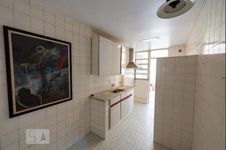 Apartamento à venda com 135m², 4 quartos e 1 vaga Apartamento à venda com 135m², 4 quartos e 1 vagaCozinha