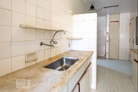 Apartamento à venda com 135m², 4 quartos e 1 vaga Apartamento à venda com 135m², 4 quartos e 1 vagaCozinha