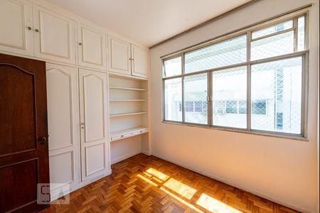Apartamento à venda com 135m², 4 quartos e 1 vaga Apartamento à venda com 135m², 4 quartos e 1 vagaQuarto 2