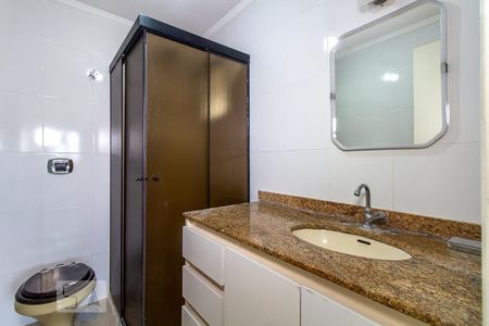 Apartamento à venda com 63m², 3 quartos e 1 vaga Apartamento à venda com 63m², 3 quartos e 1 vagaBanheiro Social