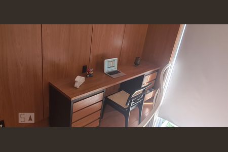 Studio à venda com 89m², 1 quarto e 2 vagas Studio à venda com 89m², 1 quarto e 2 vagasEscritório