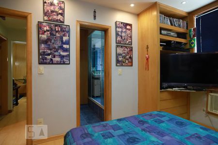 Apartamento à venda com 83m², 2 quartos e sem vagaQuarto Suíte