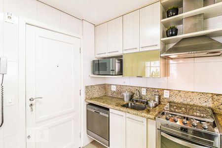 Apartamento para alugar com 155m², 2 quartos e 3 vagas Apartamento para alugar com 155m², 2 quartos e 3 vagasCozinha