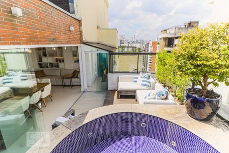 Apartamento para alugar com 155m², 2 quartos e 3 vagas Apartamento para alugar com 155m², 2 quartos e 3 vagasPiscina cobertura