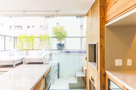 Apartamento para alugar com 155m², 2 quartos e 3 vagas Apartamento para alugar com 155m², 2 quartos e 3 vagasCozinha Cobertura