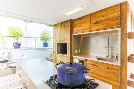 Apartamento para alugar com 155m², 2 quartos e 3 vagas Apartamento para alugar com 155m², 2 quartos e 3 vagasCozinha Cobertura