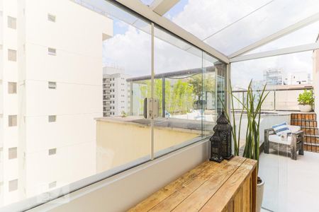 Apartamento para alugar com 155m², 2 quartos e 3 vagas Apartamento para alugar com 155m², 2 quartos e 3 vagasCobertura