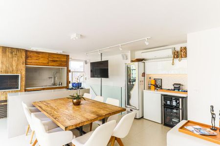 Apartamento para alugar com 155m², 2 quartos e 3 vagas Apartamento para alugar com 155m², 2 quartos e 3 vagasSala cobertura