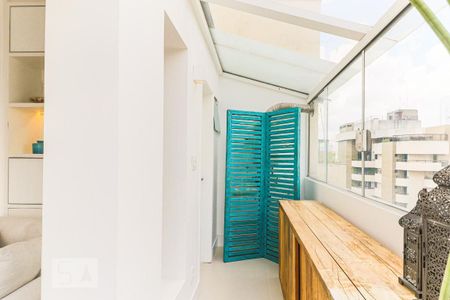 Apartamento para alugar com 155m², 2 quartos e 3 vagas Apartamento para alugar com 155m², 2 quartos e 3 vagasCobertura