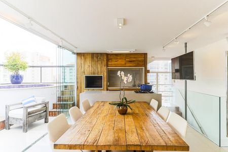 Apartamento para alugar com 155m², 2 quartos e 3 vagas Apartamento para alugar com 155m², 2 quartos e 3 vagasSala cobertura