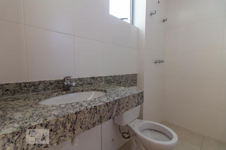 Apartamento à venda com 67m², 2 quartos e 2 vagas Apartamento à venda com 67m², 2 quartos e 2 vagasBanheiro da Suíte