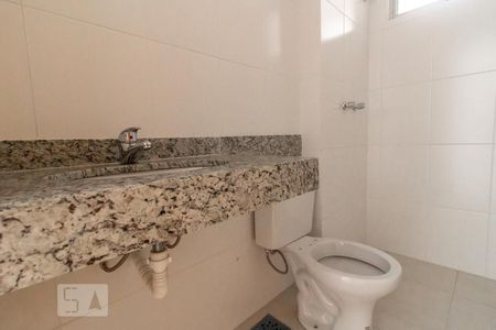 Apartamento à venda com 67m², 2 quartos e 2 vagas Apartamento à venda com 67m², 2 quartos e 2 vagasBanheiro Social