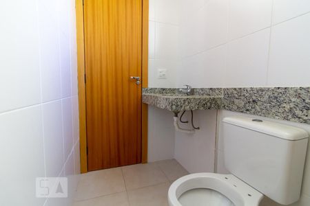 Apartamento à venda com 67m², 2 quartos e 2 vagas Apartamento à venda com 67m², 2 quartos e 2 vagasBanheiro da Suíte