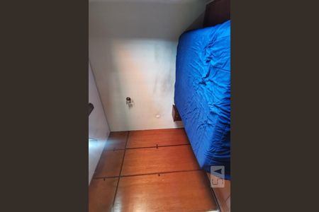 Casa à venda com 240m², 2 quartos e 2 vagas Casa à venda com 240m², 2 quartos e 2 vagasQuarto-2