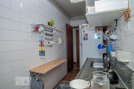 Apartamento à venda com 59m², 2 quartos e 1 vaga Apartamento à venda com 59m², 2 quartos e 1 vagaBanheiro
