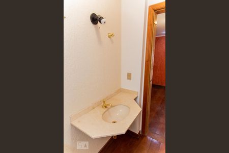 Apartamento à venda com 194m², 4 quartos e 3 vagas Apartamento à venda com 194m², 4 quartos e 3 vagasLavabo