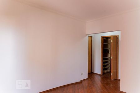Apartamento à venda com 194m², 4 quartos e 3 vagas Apartamento à venda com 194m², 4 quartos e 3 vagasSuíte 2