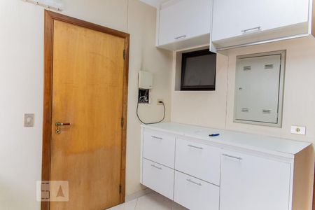 Apartamento à venda com 194m², 4 quartos e 3 vagas Apartamento à venda com 194m², 4 quartos e 3 vagasÁrea de Serviço