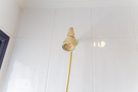 Apartamento à venda com 194m², 4 quartos e 3 vagas Apartamento à venda com 194m², 4 quartos e 3 vagasChuveiro