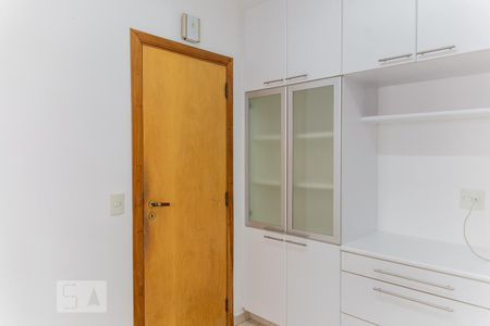 Apartamento à venda com 194m², 4 quartos e 3 vagas Apartamento à venda com 194m², 4 quartos e 3 vagasCopa