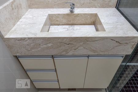Casa à venda com 110m², 3 quartos e 2 vagas Casa à venda com 110m², 3 quartos e 2 vagasBanheiro da Suite 2