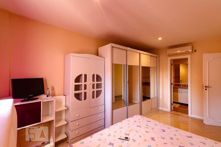 Apartamento à venda com 490m², 4 quartos e 4 vagasSuíte 1