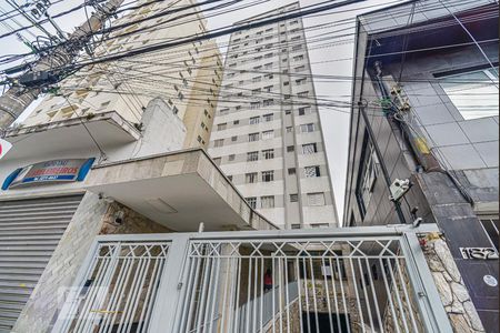 Apartamento à venda com 76m², 2 quartos e 1 vagaFachada