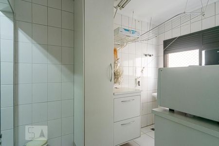 Apartamento à venda com 130m², 3 quartos e 3 vagas Apartamento à venda com 130m², 3 quartos e 3 vagasÁrea de Serviço